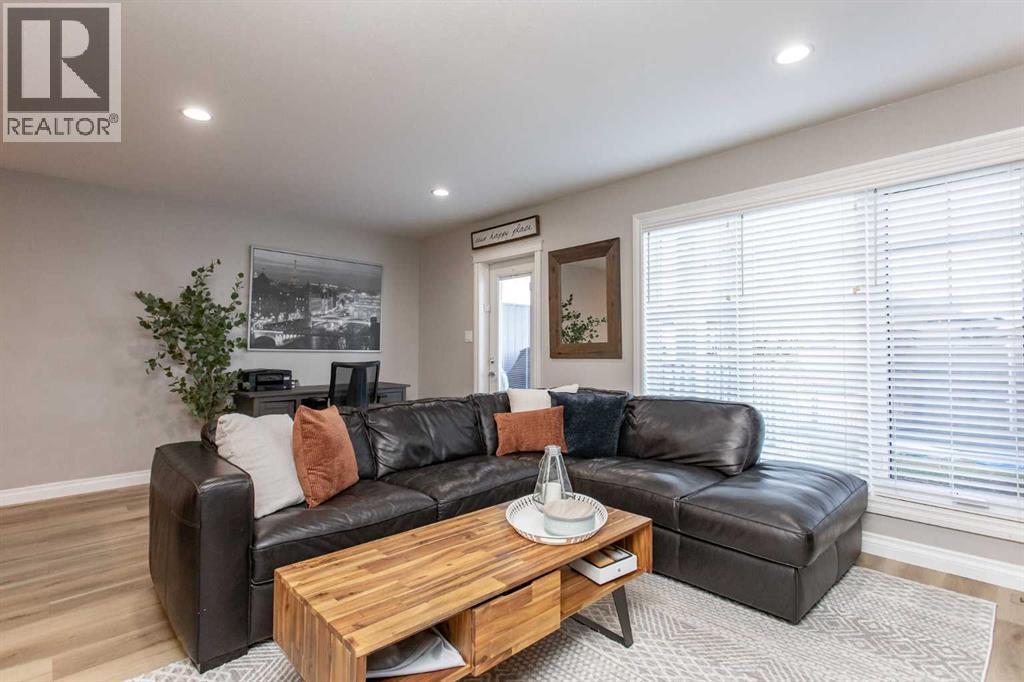 56 Van Slyke Way Property Photo 7