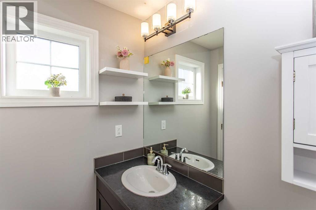 56 Van Slyke Way Property Photo 13
