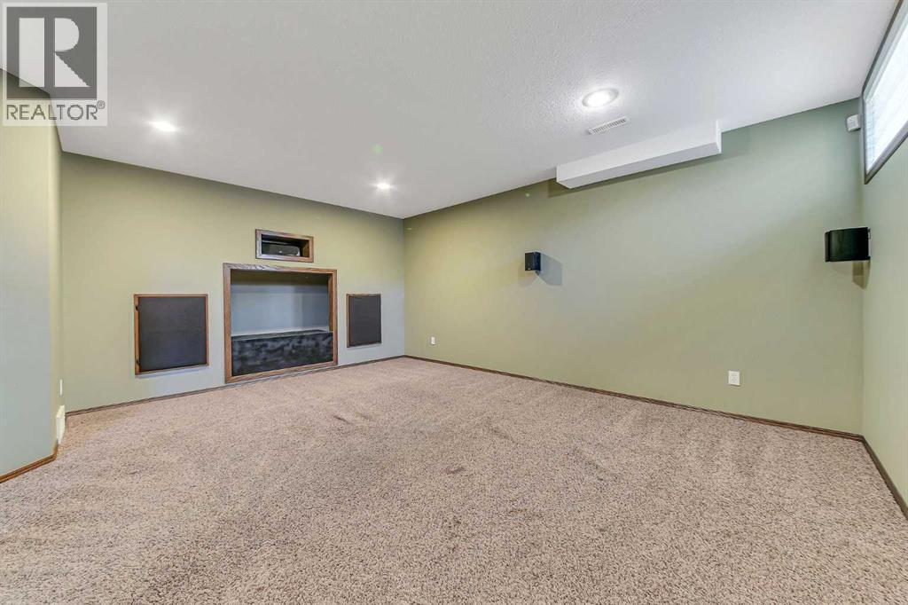61 Lanterman Close Property Photo 34