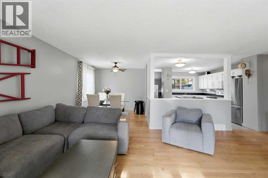 82 Baird Street Property Photo 7