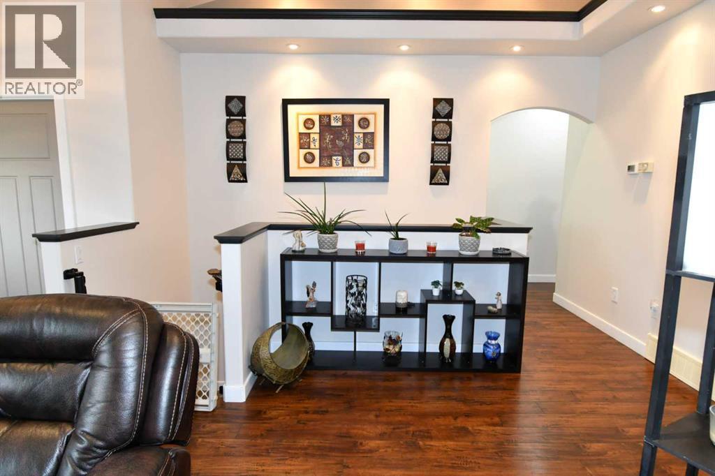 312 15th Street E Property Photo 12