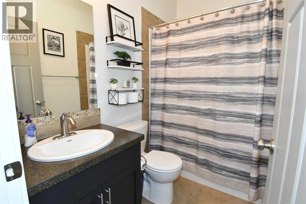 312 15th Street E Property Photo 22