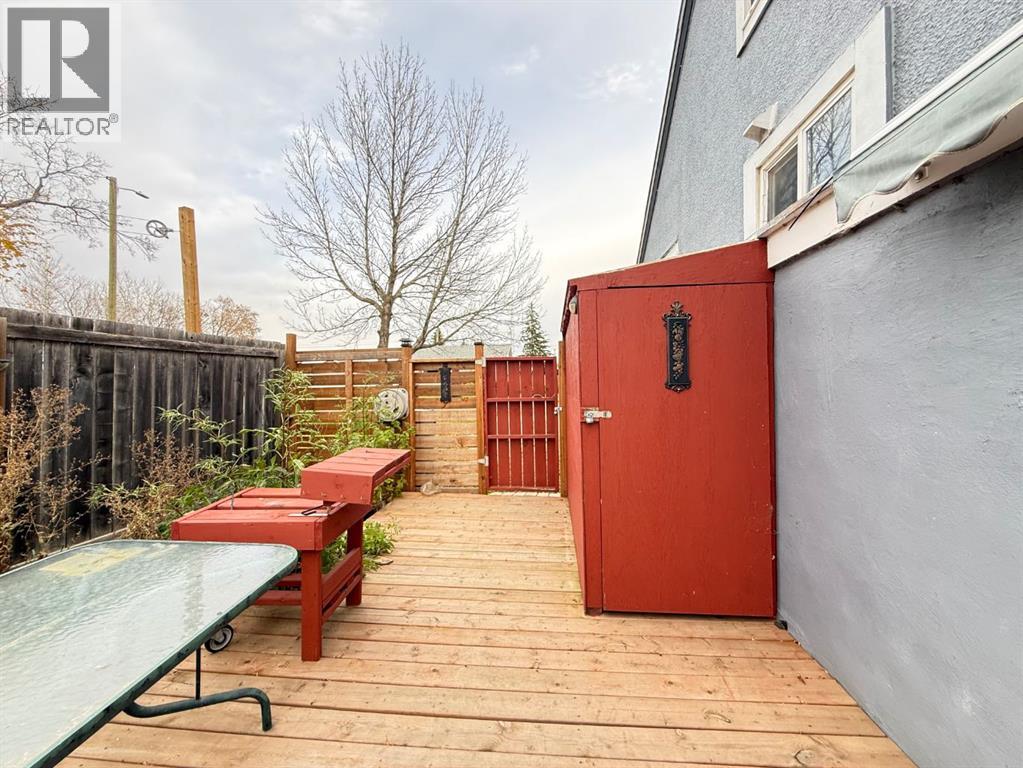 5116 48 Street Property Photo 17