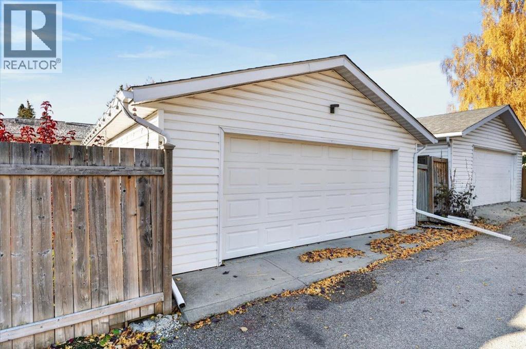 1184 Northmount Drive Nw Property Photo 41