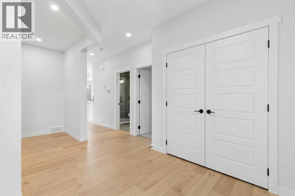 271 Dawson Wharf Rise E Property Photo 4