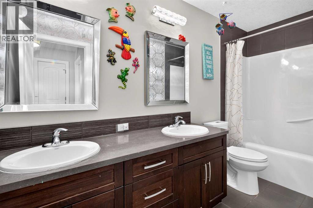 322 Kingsbury View Se Property Photo 21
