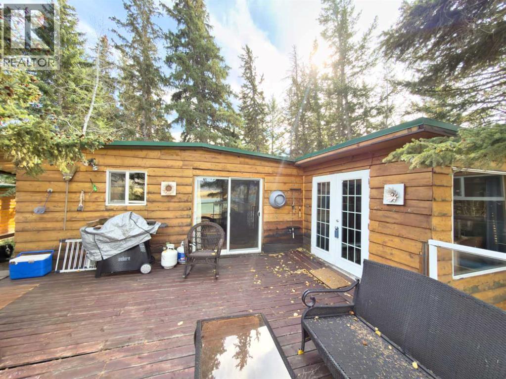 16 Lee Lake Road Property Photo 1