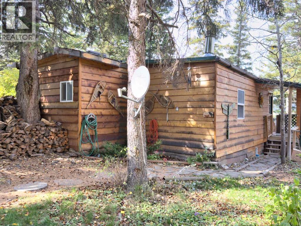 16 Lee Lake Road Property Photo 2