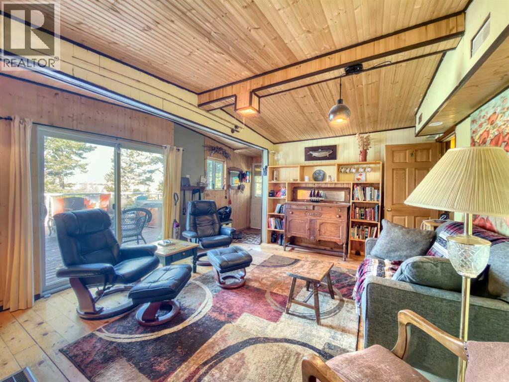 16 Lee Lake Road Property Photo 5