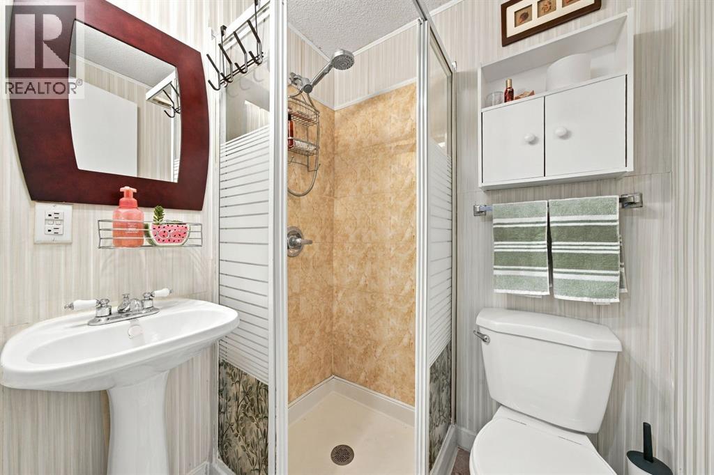 120 Millrise Close Sw Property Photo 18