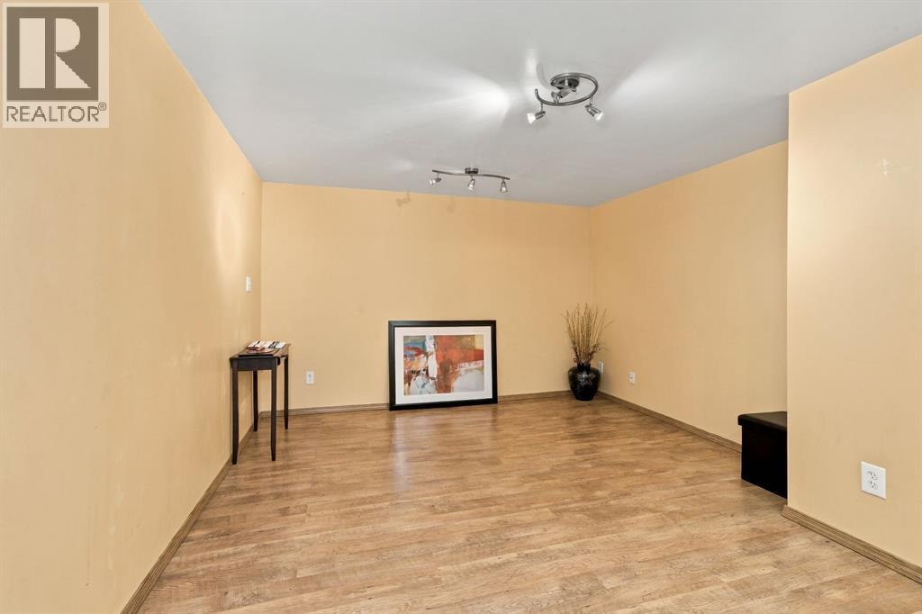 120 Millrise Close Sw Property Photo 31