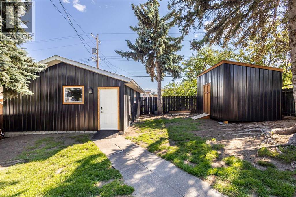 809 68 Avenue Sw Property Photo 24