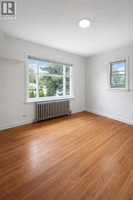 326 27 Avenue Ne Property Photo 12