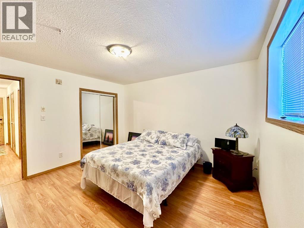 9508 99 Street Property Photo 18