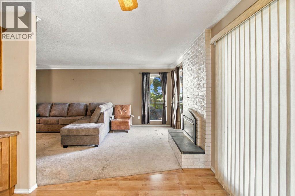 3037 Doverbrook Road Se Property Photo 8
