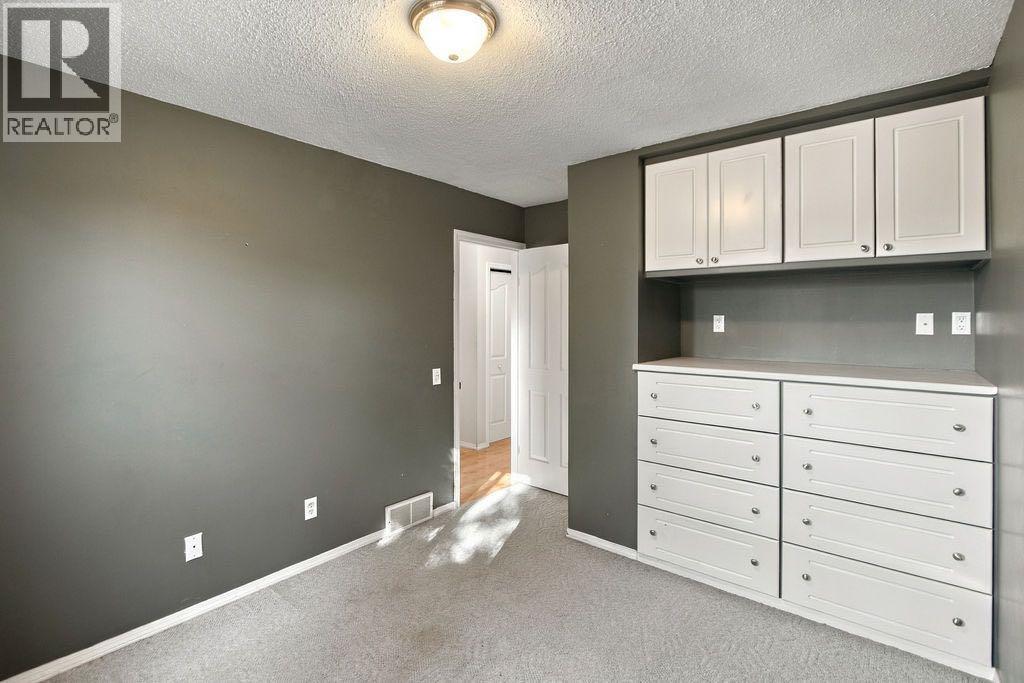 3037 Doverbrook Road Se Property Photo 16