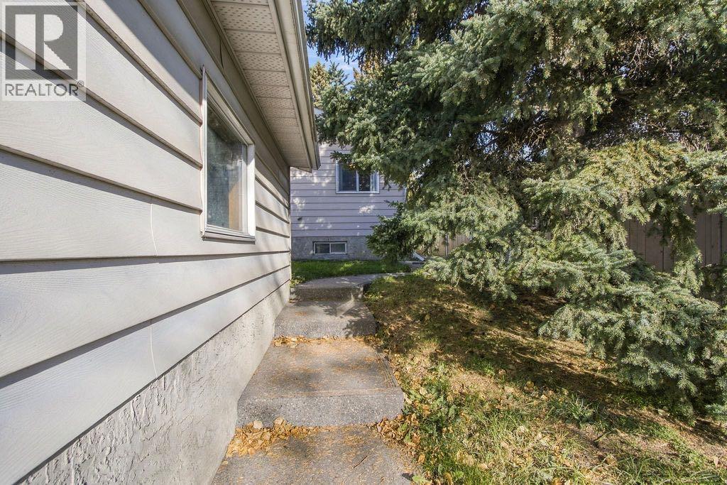 3037 Doverbrook Road Se Property Photo 36