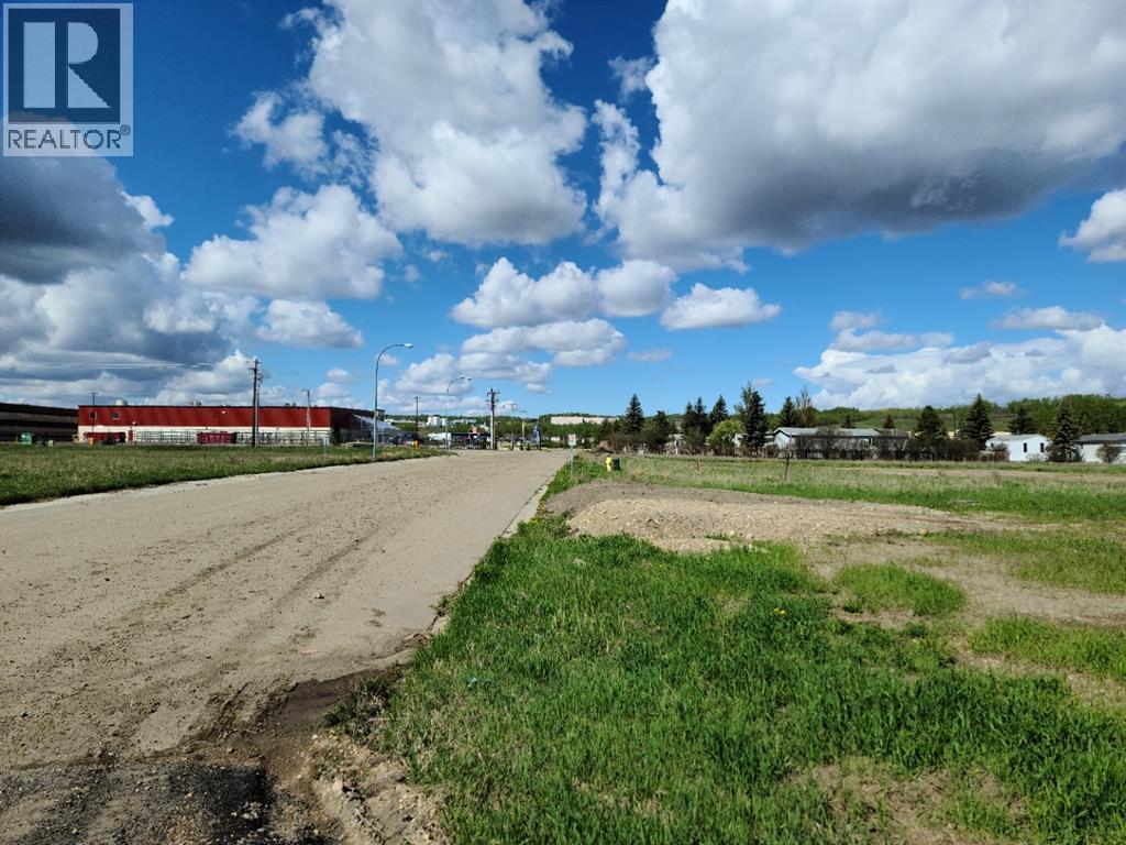 8016 97 Avenue Property Photo 1