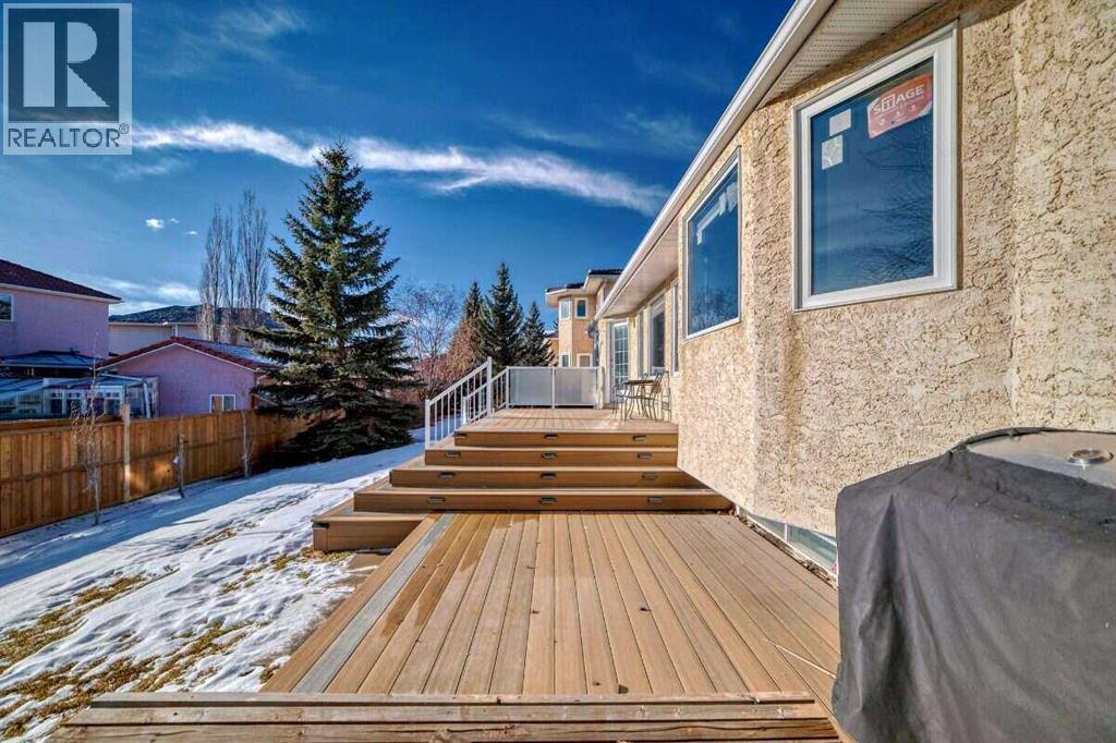 11 Hawkmount Heights Nw Property Photo 36