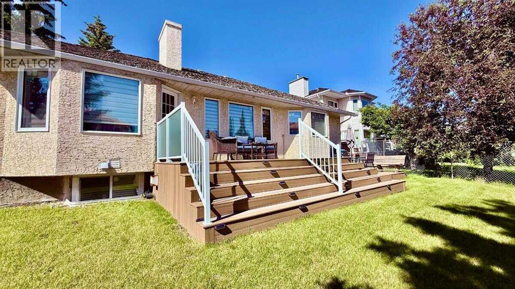 11 Hawkmount Heights Nw Property Photo 43