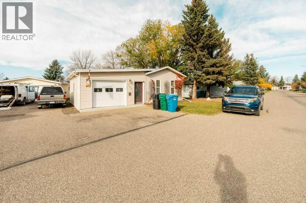 2948 31 Street S Property Photo 1