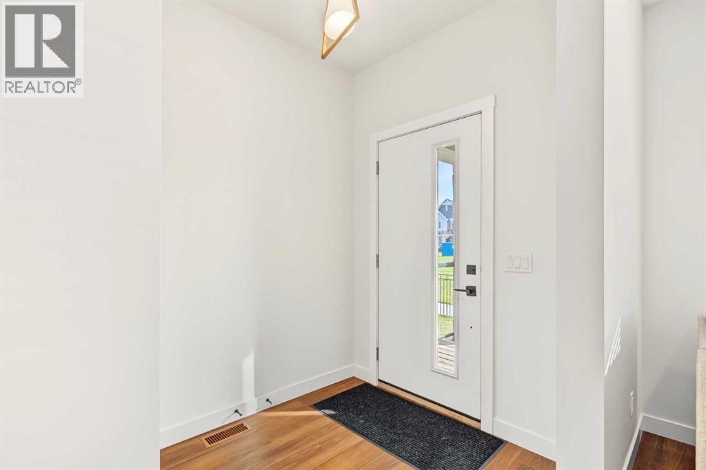 29 Midgrove Lane Sw Property Photo 3