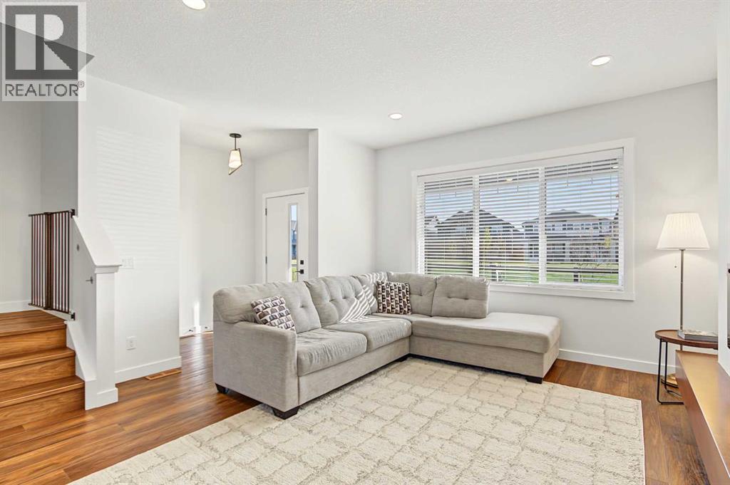 29 Midgrove Lane Sw Property Photo 6
