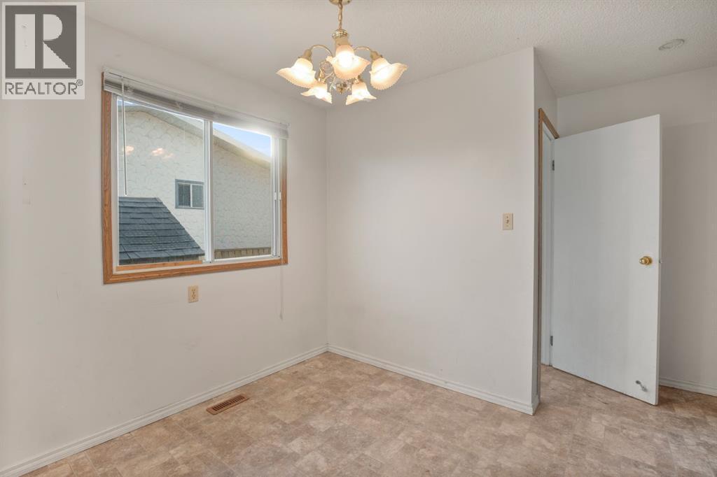 271 Overdown Drive Property Photo 6
