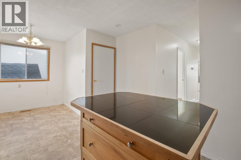 271 Overdown Drive Property Photo 9