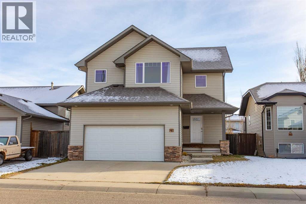 23 Lanterman Close Property Photo 1