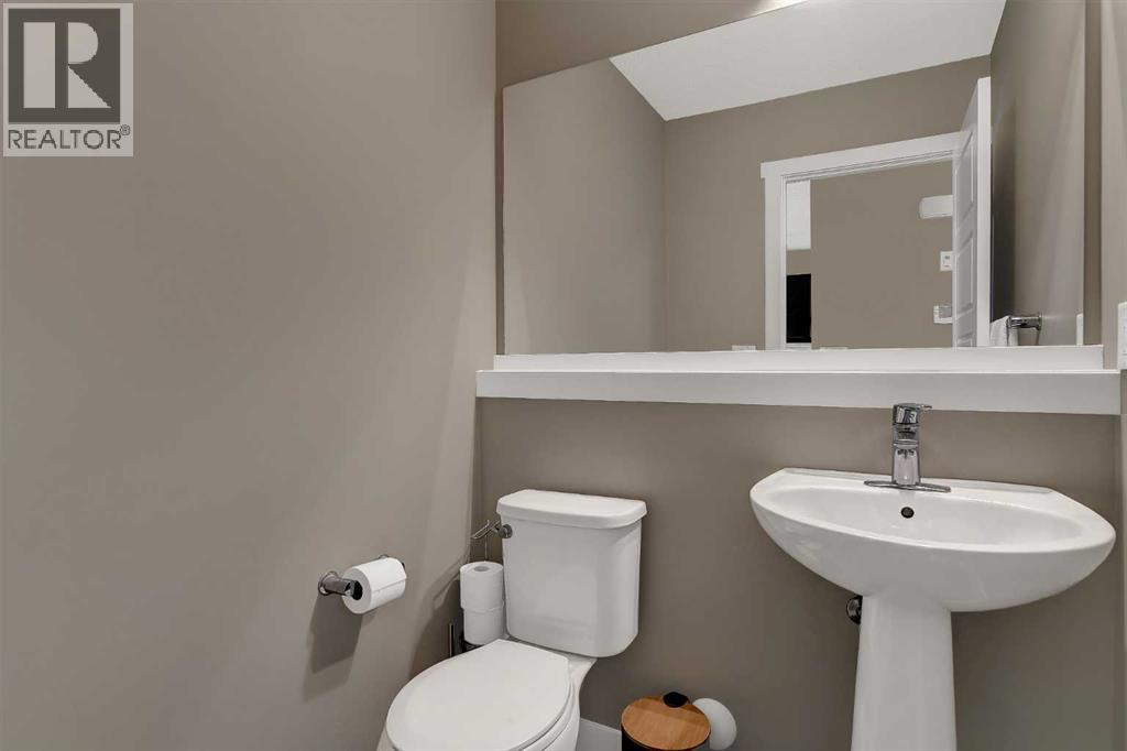 8445 101 Avenue Property Photo 9