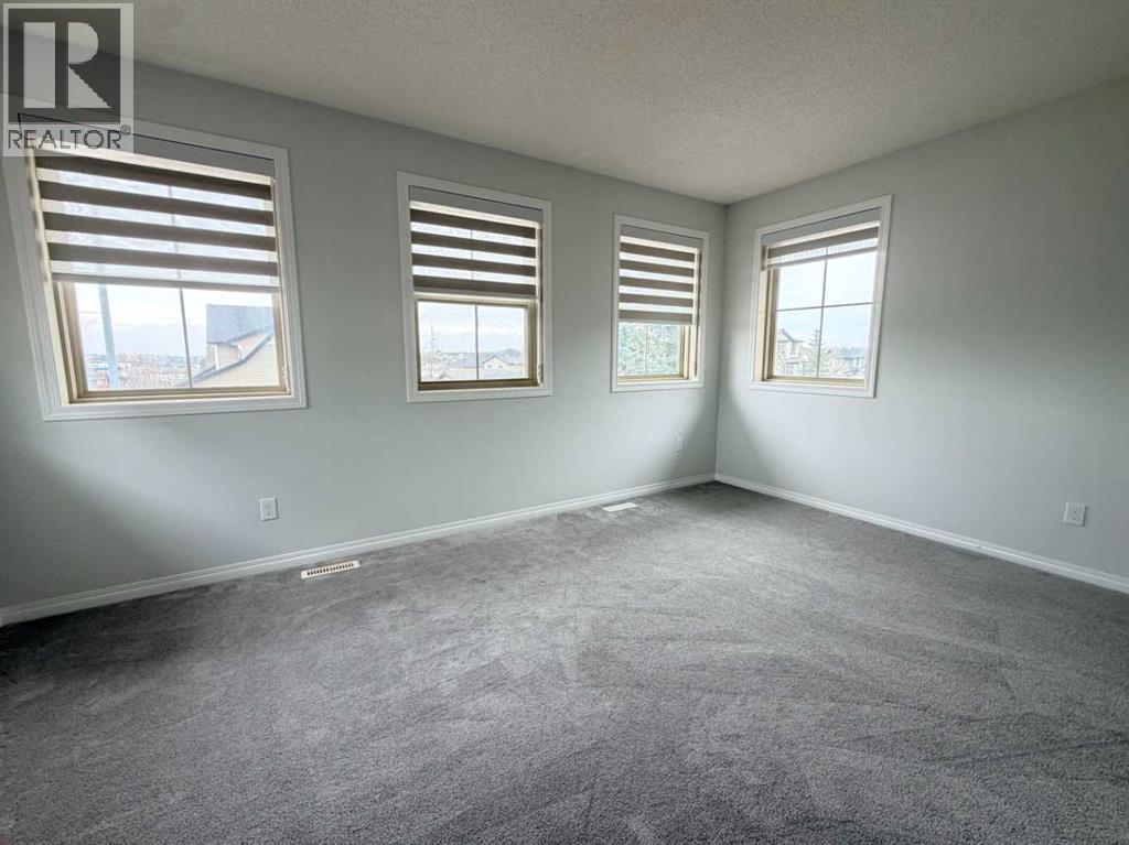 184 Panora Close Nw Property Photo 11