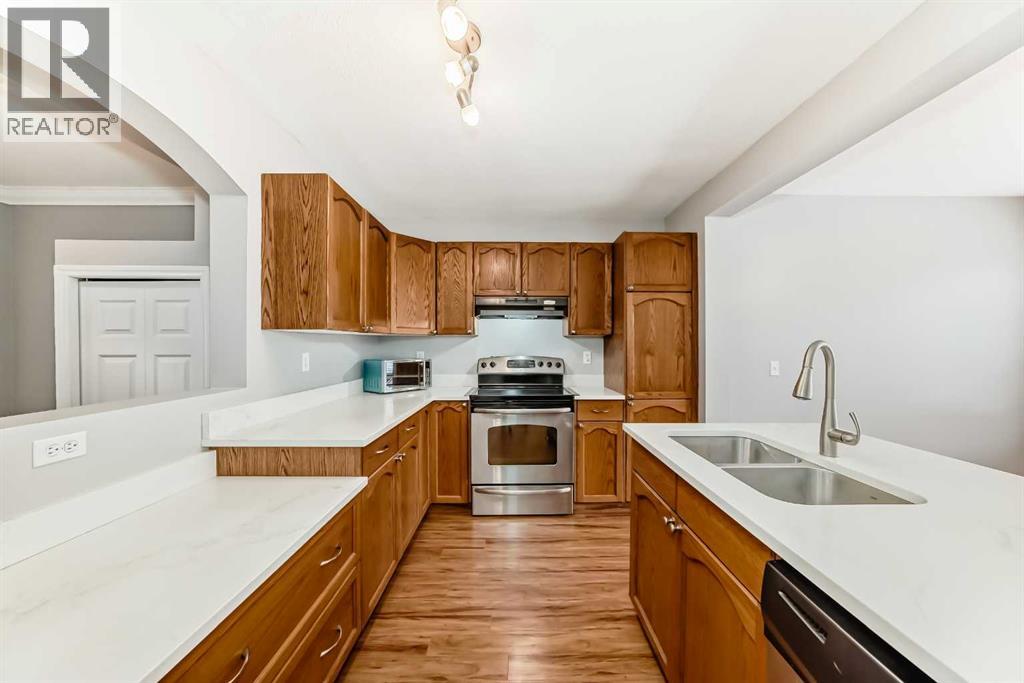 31 Coventry Road Ne Property Photo 8