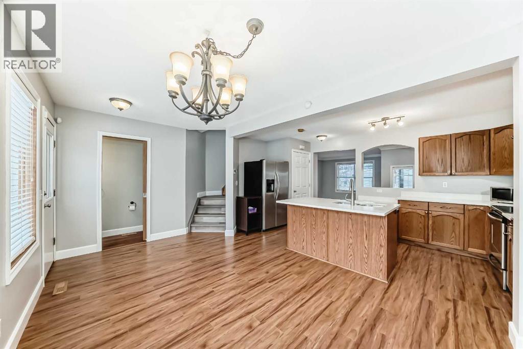 31 Coventry Road Ne Property Photo 13