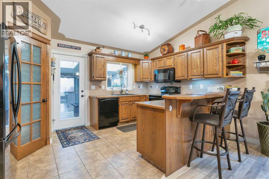 52 Irving Crescent Property Photo 8