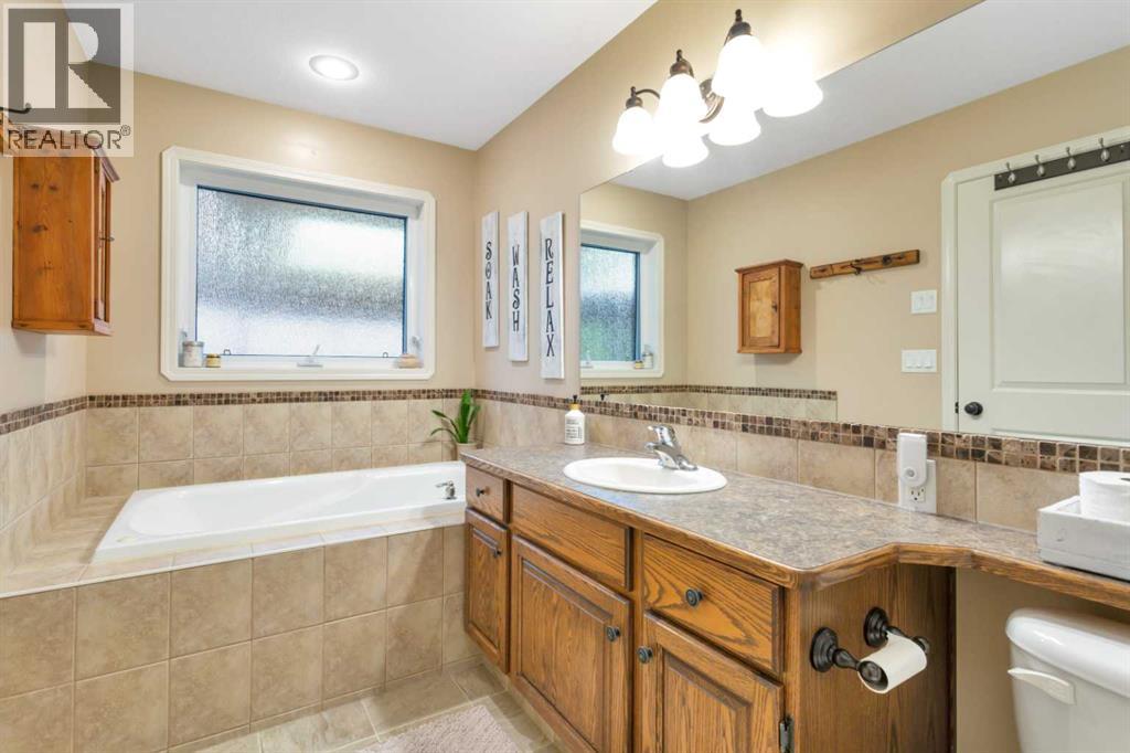 52 Irving Crescent Property Photo 13