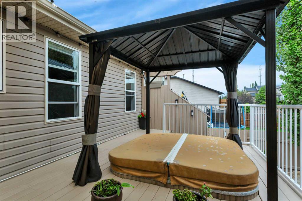 52 Irving Crescent Property Photo 42