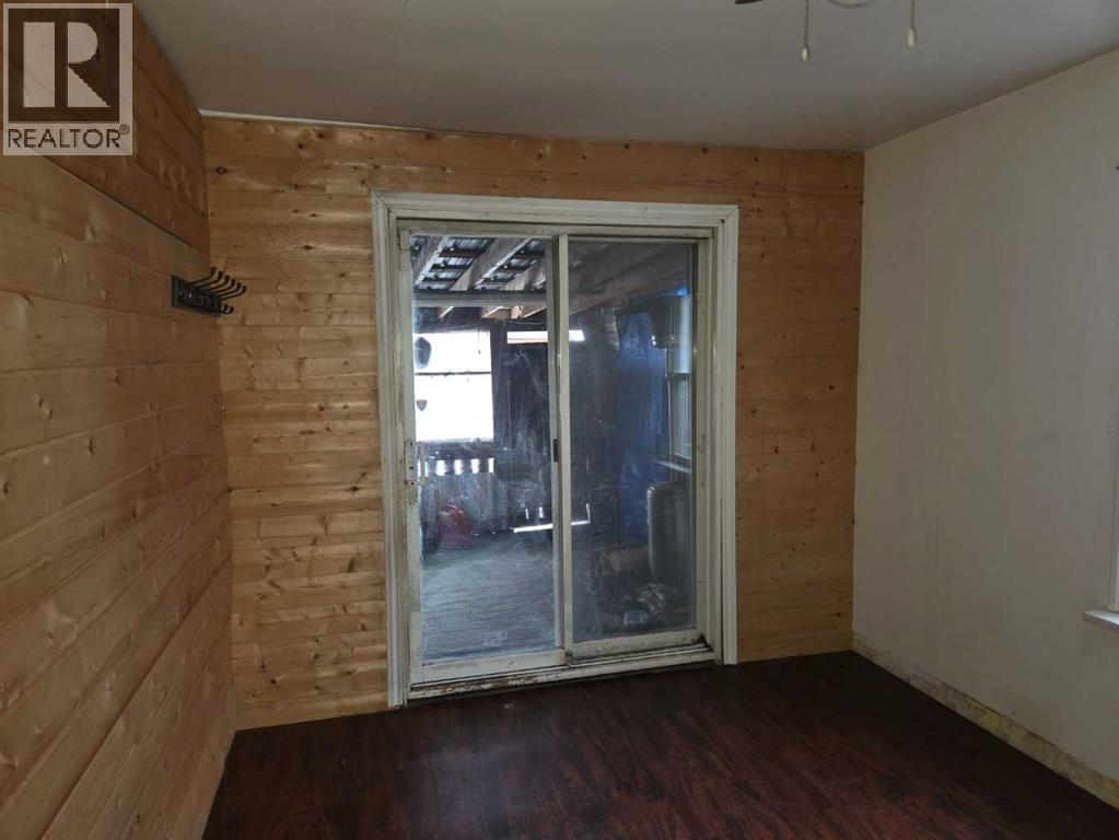 10036 103 Avenue Property Photo 14