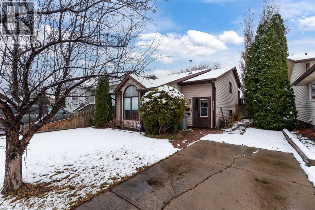 3109 45A Avenue Property Photo 1
