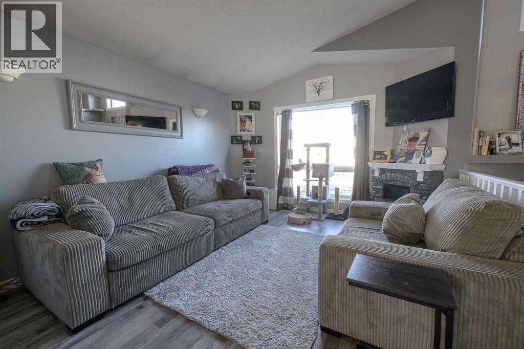 10701 72 Avenue Property Photo 4