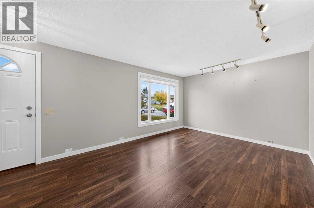 255 Huntridge Way Ne Property Photo 6