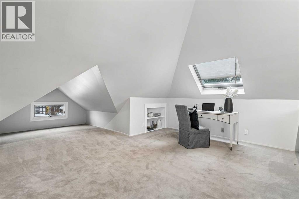 1935 12 Street Sw Property Photo 22