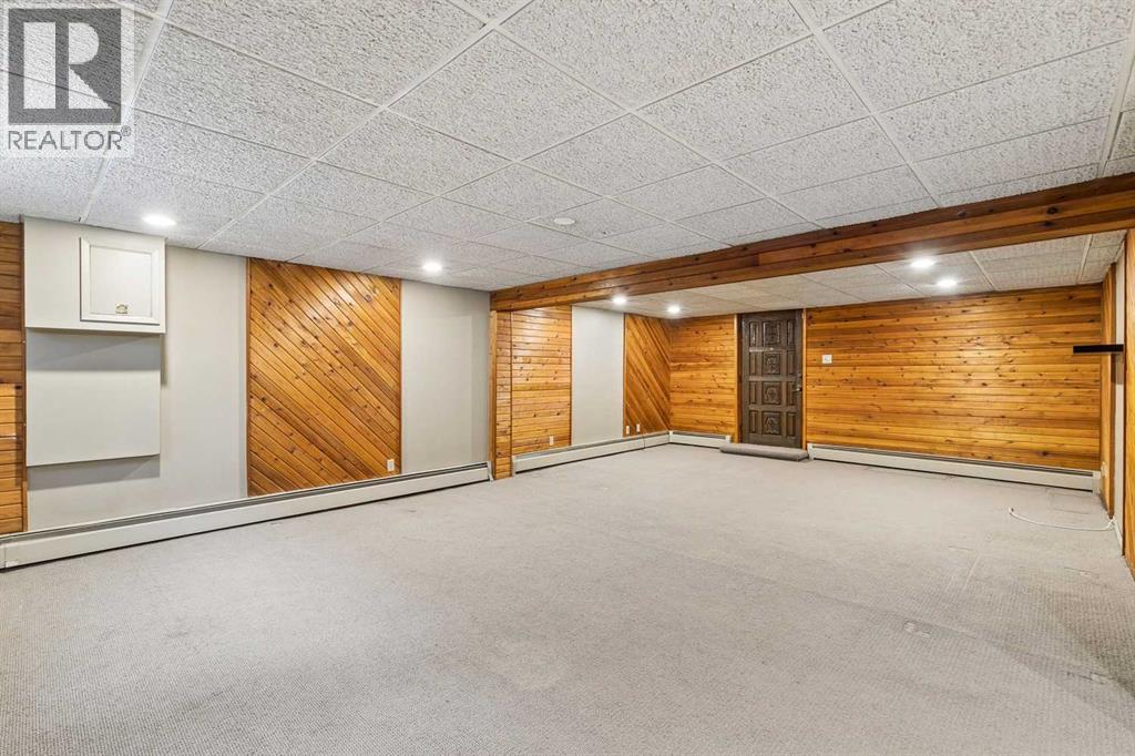 1935 12 Street Sw Property Photo 32