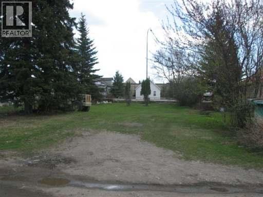 5328 4 Ave Property Photo 1