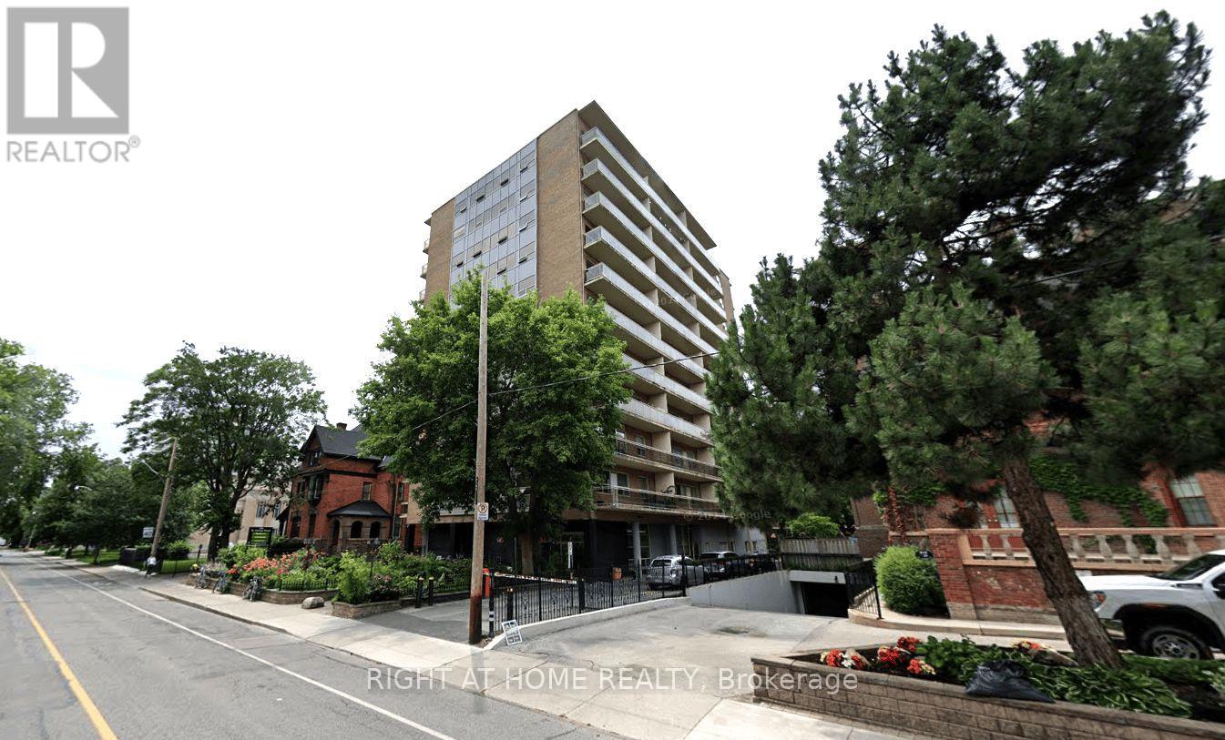 206 St. George Street Property Photo 7