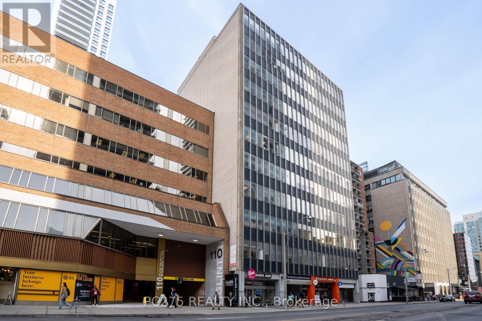 900 - 120 EGLINTON AVENUE E Property Photo 1