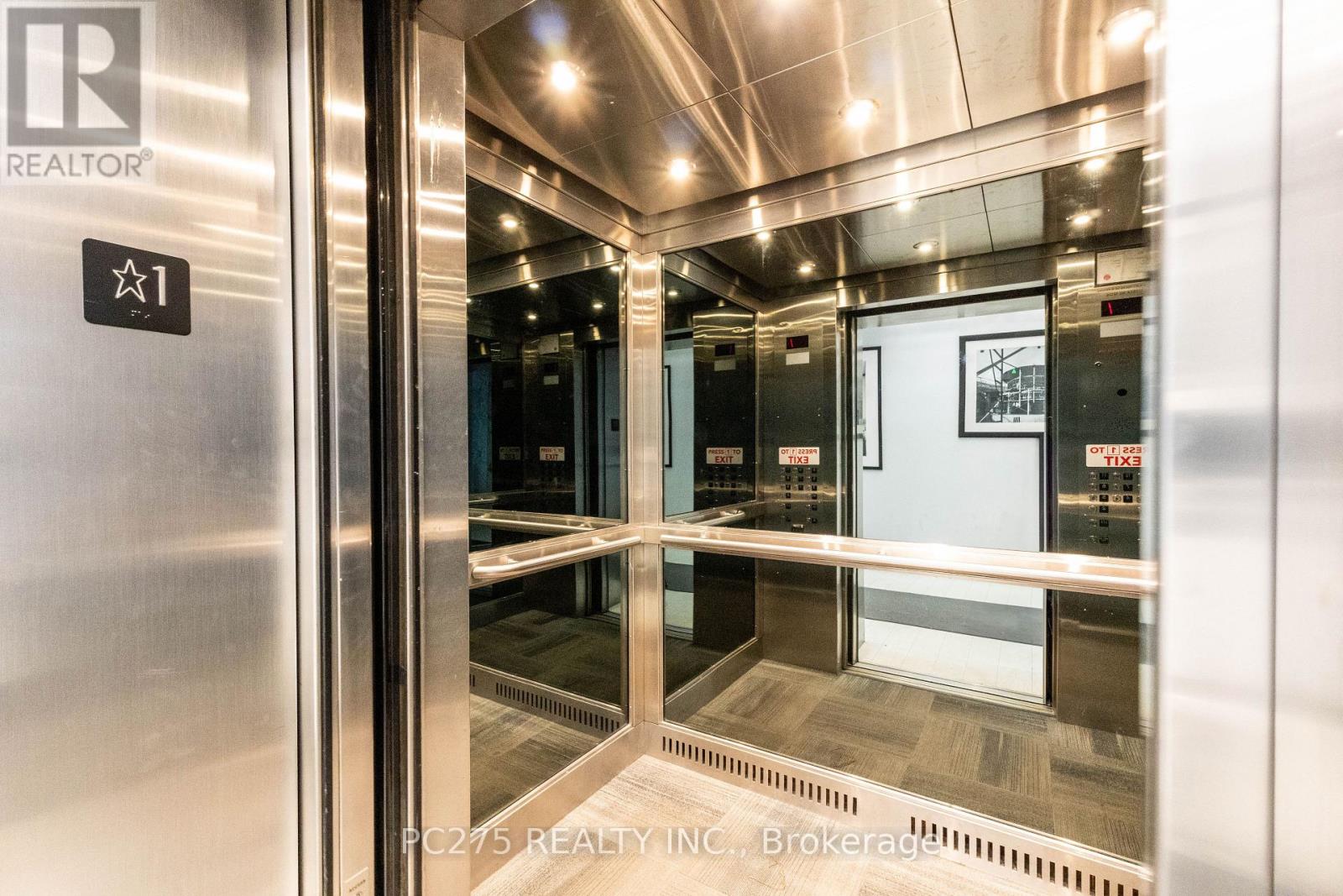 9th Floor - 120 Eglinton Avenue E Property Photo 4