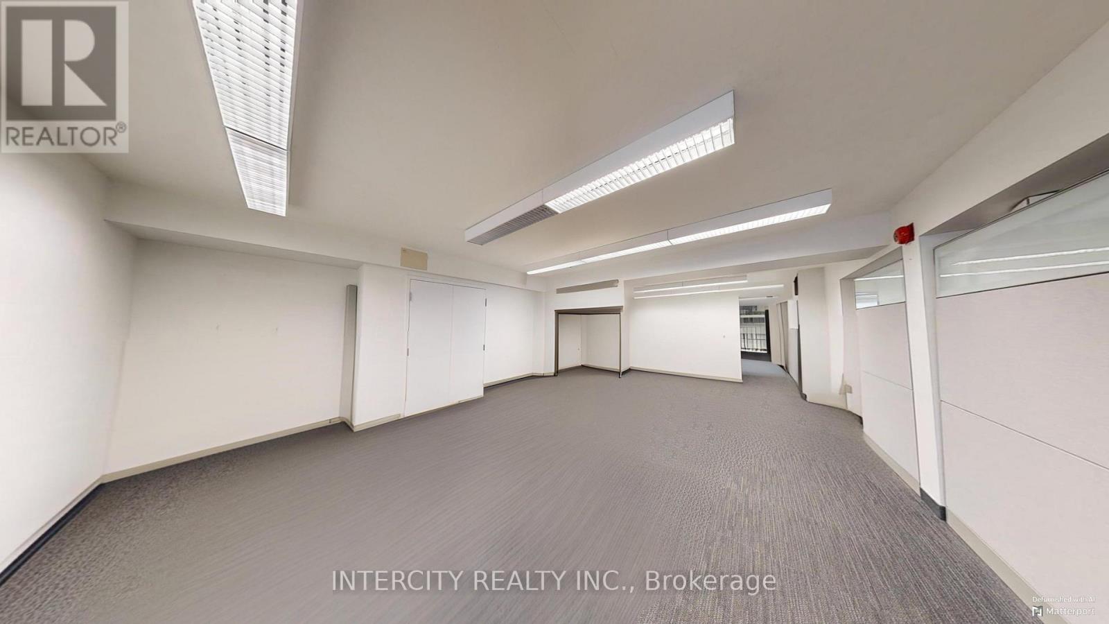 2nd Flr - 627 Bloor Street W Property Photo 26