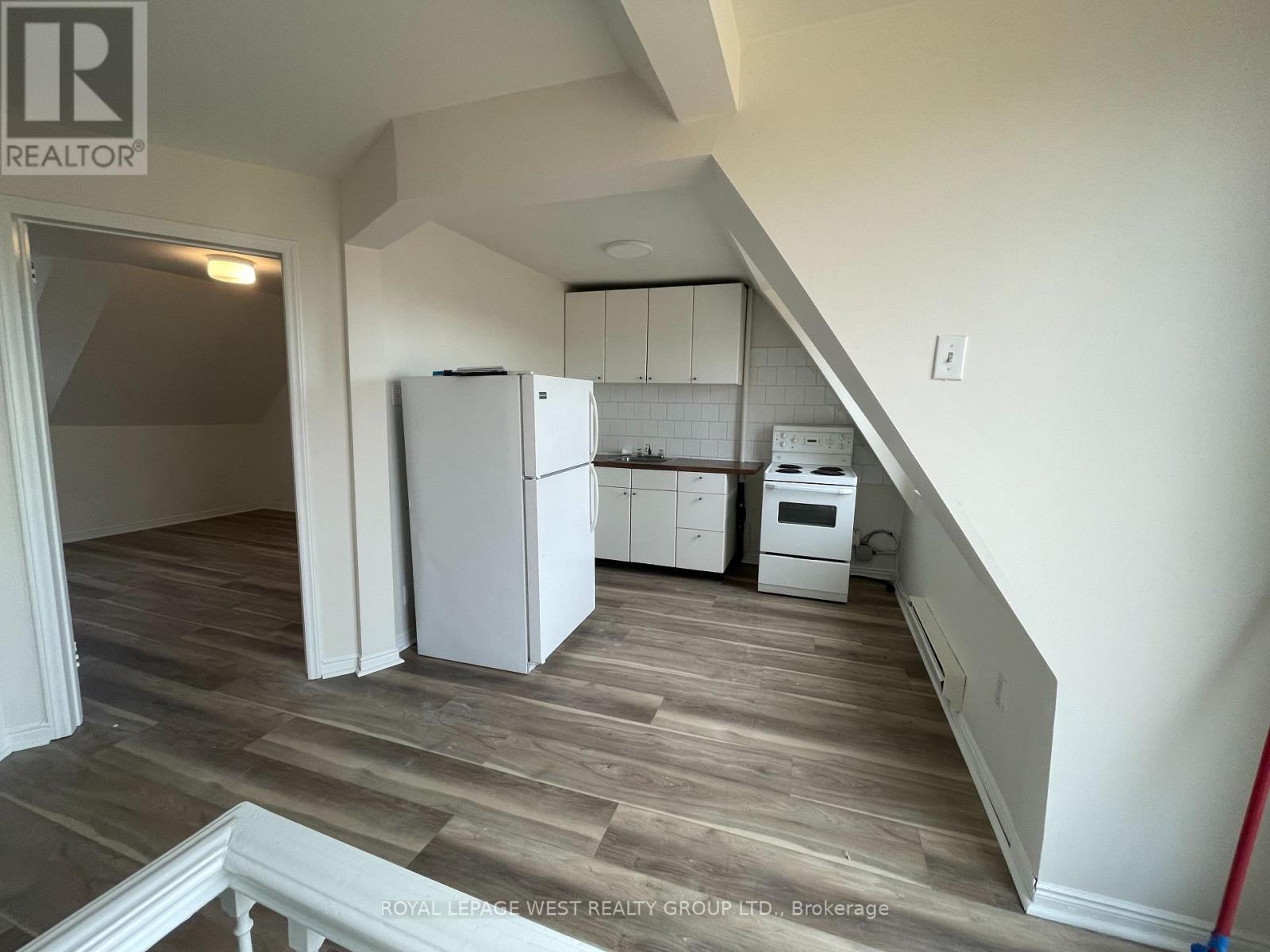 Unit #3 - 1159 Dundas Street Property Photo 6