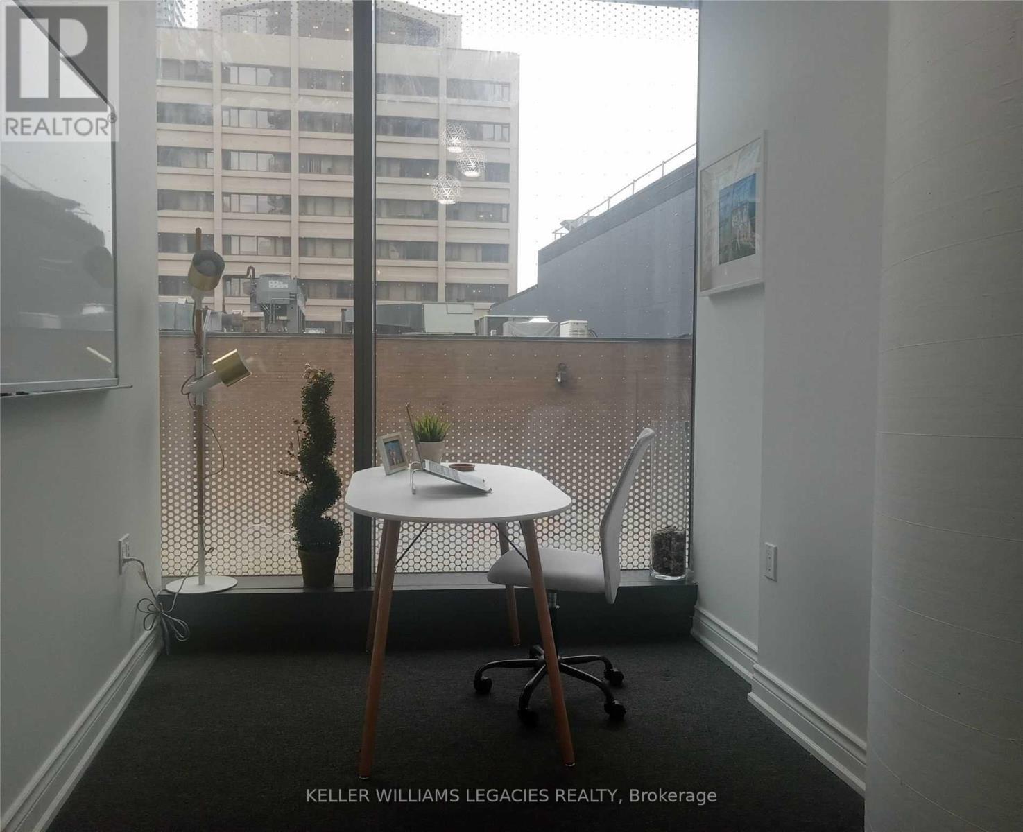 213 - 15 Wellesley Street W Property Photo 1